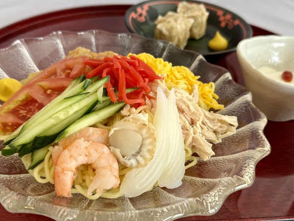 冷やし中華(魚介入り)