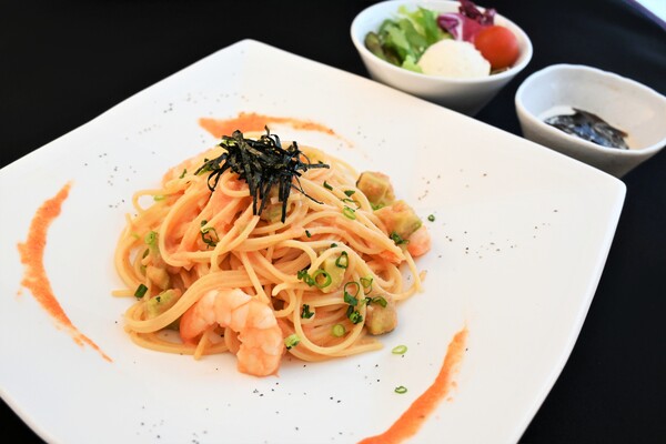 海老とアボカドの明太パスタ