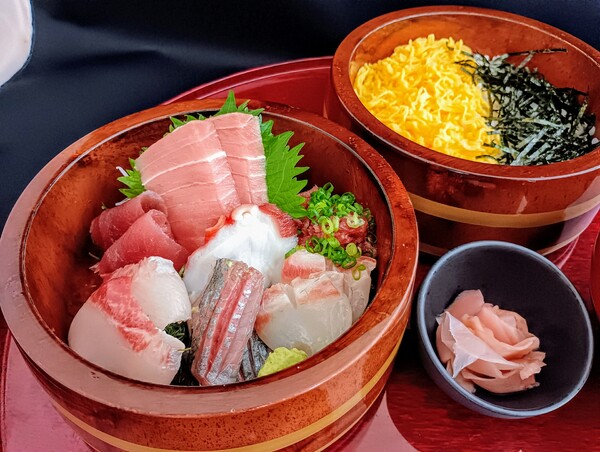 魚介７種盛り丼