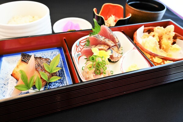勝浦御膳