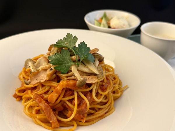 3種の茸のトマトパスタ