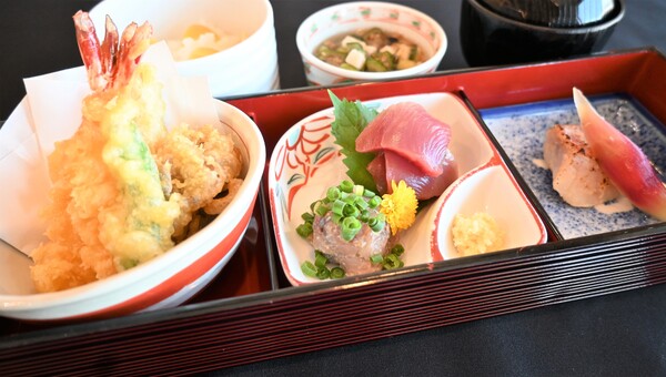 勝浦御膳