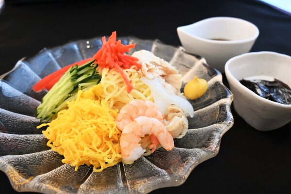 冷やし中華(魚介入り)