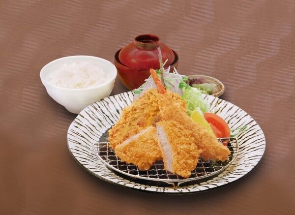 海老・鯵・豚ヒレのミックスフライ膳