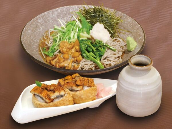 山菜おろし蕎麦と鰻荷寿司