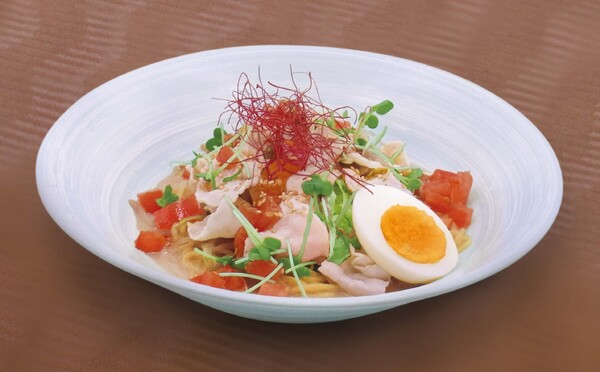 ピリ辛胡麻ダレ冷やし中華 ~杏仁豆腐添え~