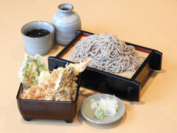 せいろ蕎麦とミニ海老天重