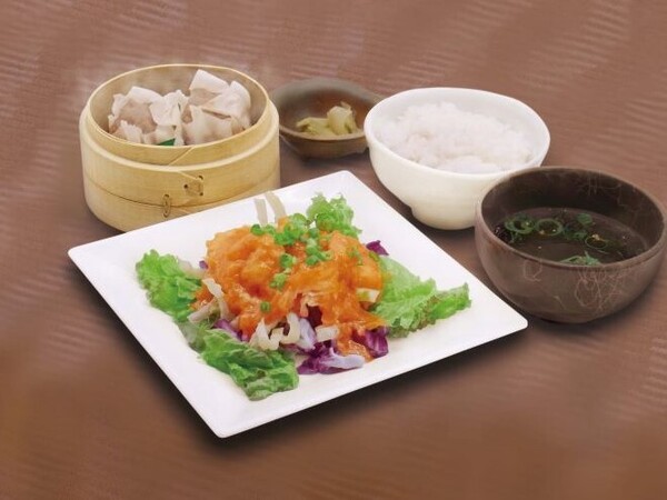 海老チリソースと肉焼売の中華膳