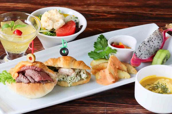 東急レディスランチ　～プレミアムツインサンド～