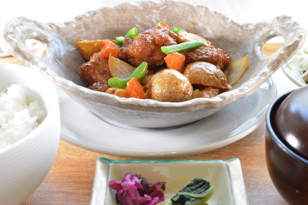 若鳥と野菜の甘酢炒め定食