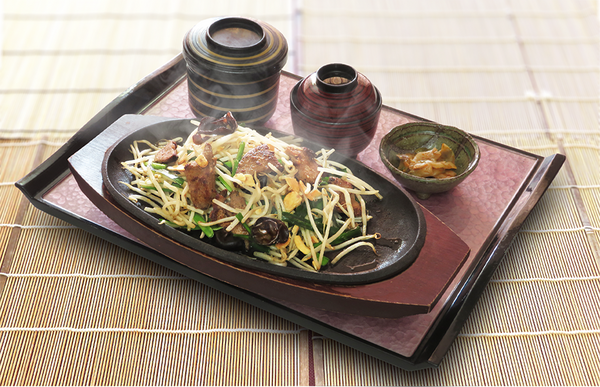レバニラ鉄板焼き