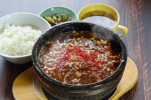 石焼き麻婆豆腐