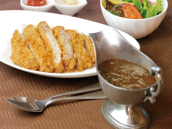 山西牧場 ロースカツカレー