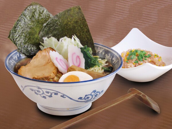 昔ながらの中華蕎麦と半炒飯