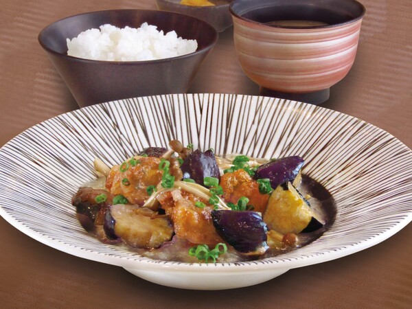 鶏の竜田揚げ膳 和風きのこおろし餡