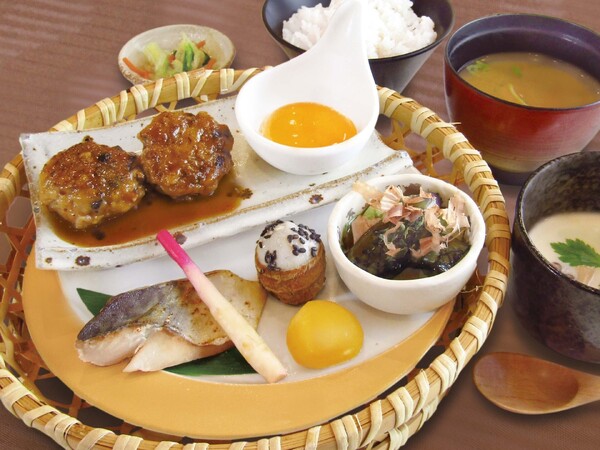 旬菜 籠盛り膳