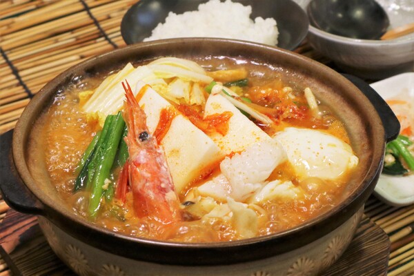 海鮮チゲうどん