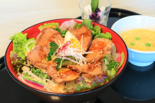 チャーシュー丼