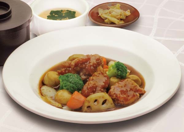 つくば鶏と野菜の黒酢餡かけ