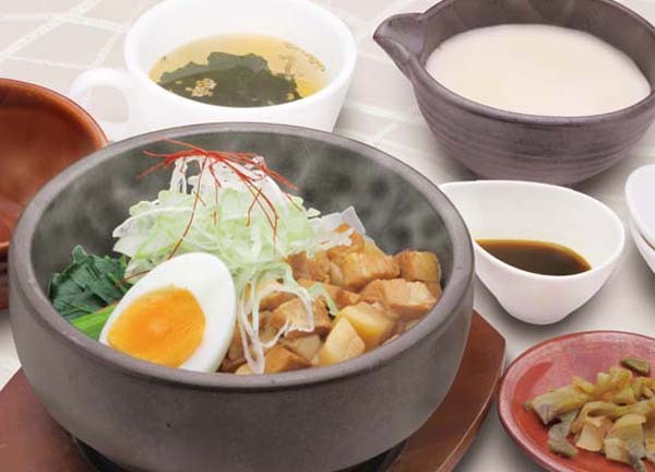 石焼き魯肉飯