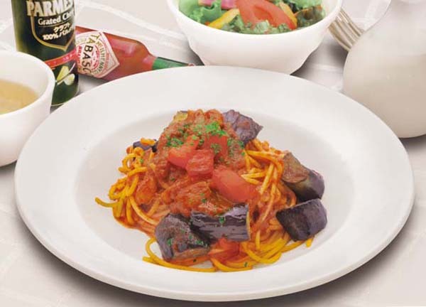 ナスとベーコンのトマトパスタ