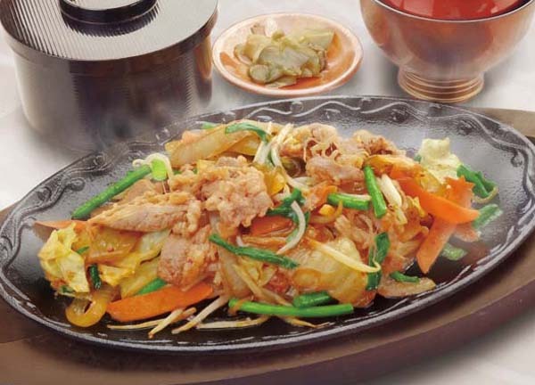 鉄板牛バラ肉のプルコギ膳